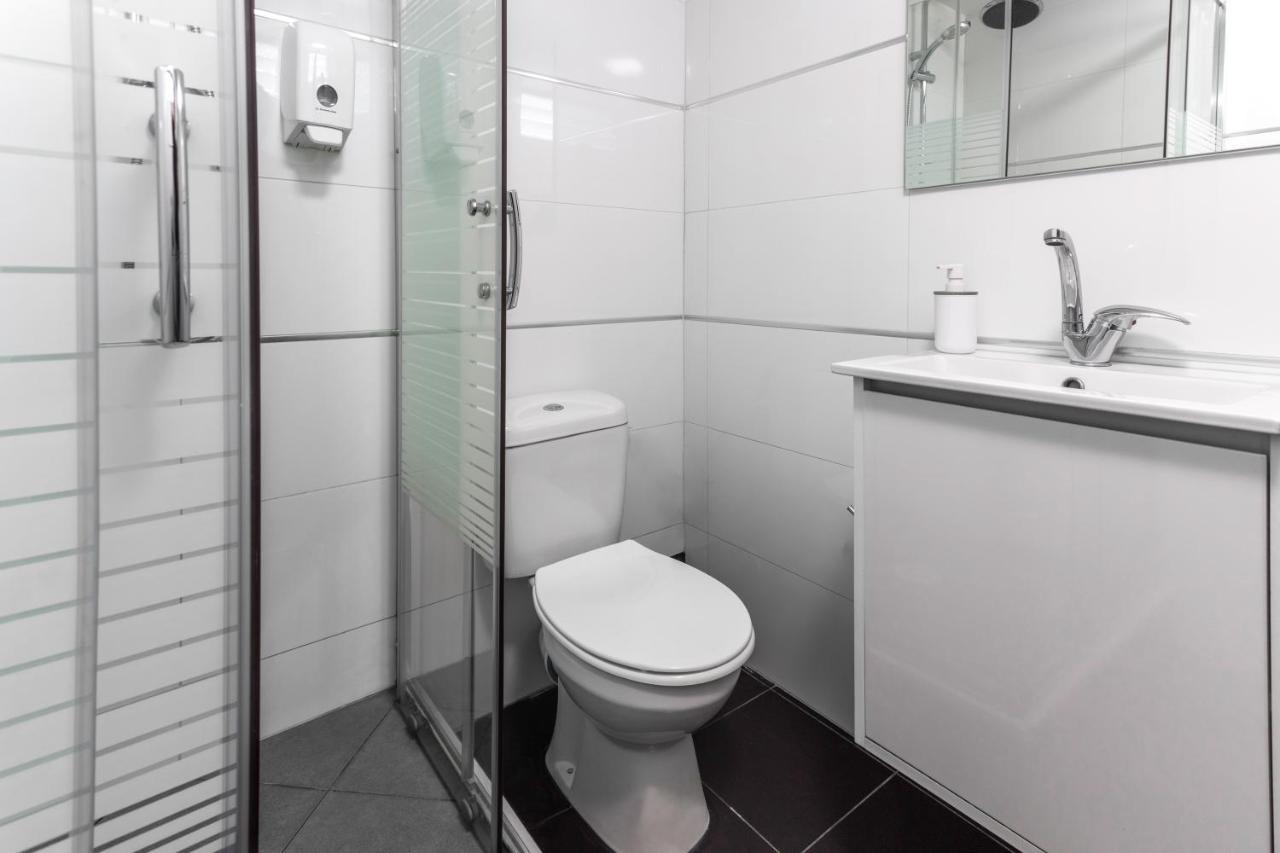 Yalarent Seaview 3Br Apt - Families Only Appartamento Eilat Esterno foto