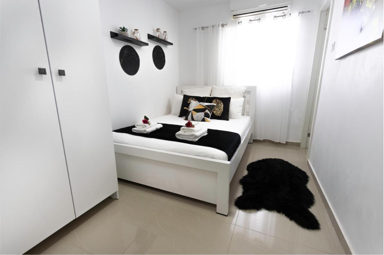 Yalarent Seaview 3Br Apt - Families Only Appartamento Eilat Esterno foto