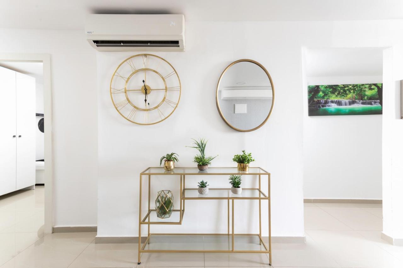 Yalarent Seaview 3Br Apt - Families Only Appartamento Eilat Esterno foto